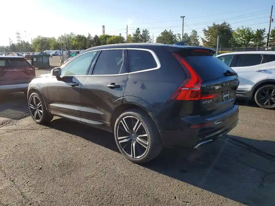 YV4A22RM7K1353054 2019 VOLVO XC60-1