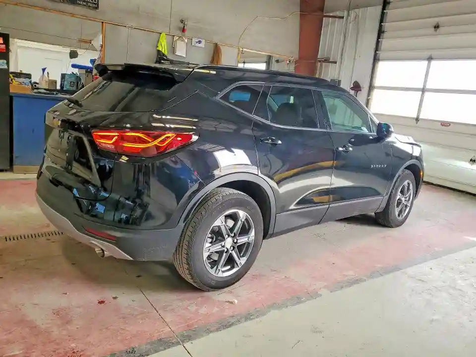 3GNKBJRS0RS179943 2024 CHEVROLET BLAZER-2