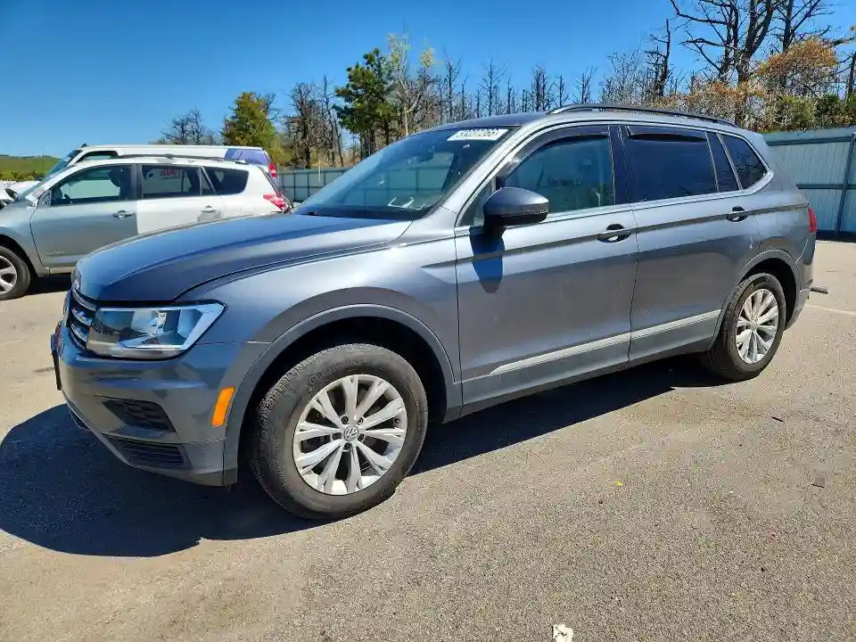 3VV2B7AX7JM162652 2018 VOLKSWAGEN TIGUAN-0