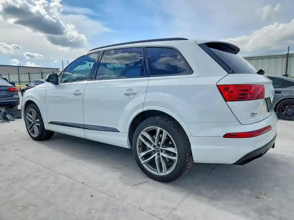 WA1VAAF75JD042598 2018 AUDI Q7-1