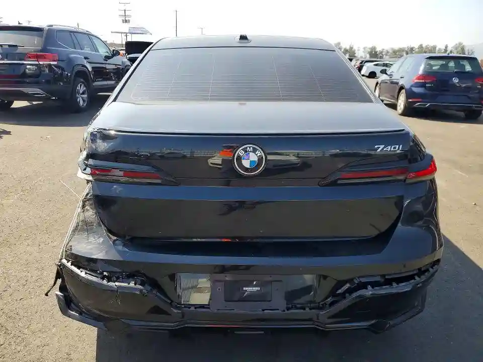 WBA23EH05PCN46574 2023 BMW 7 SERIES-5