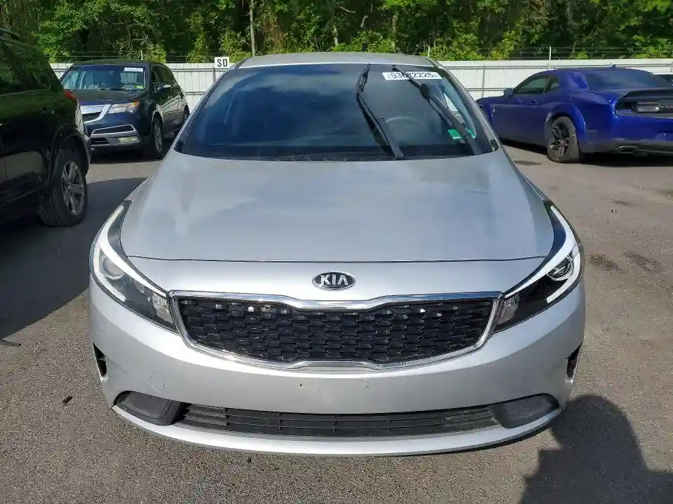 3KPFK4A73JE178100 2018 KIA FORTE-4