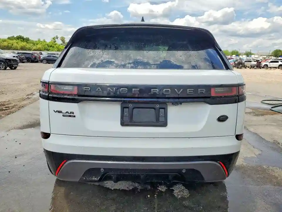 SALYL2RX8JA735867 2018 LAND ROVER RANGEROVER-5