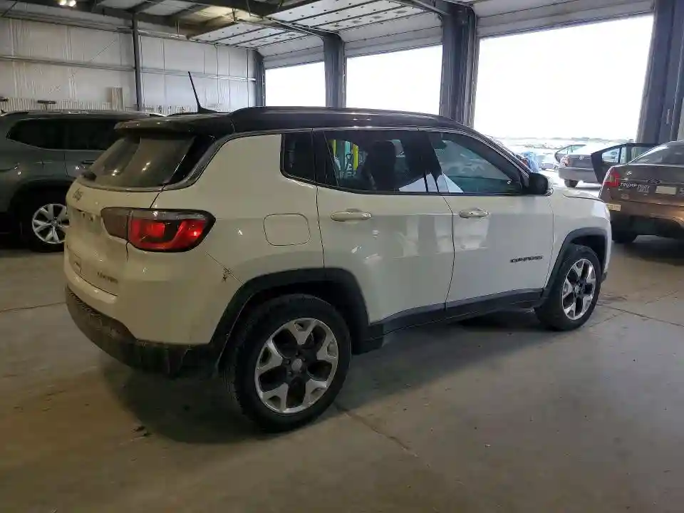 3C4NJDCB8KT827239 2019 JEEP COMPASS-2