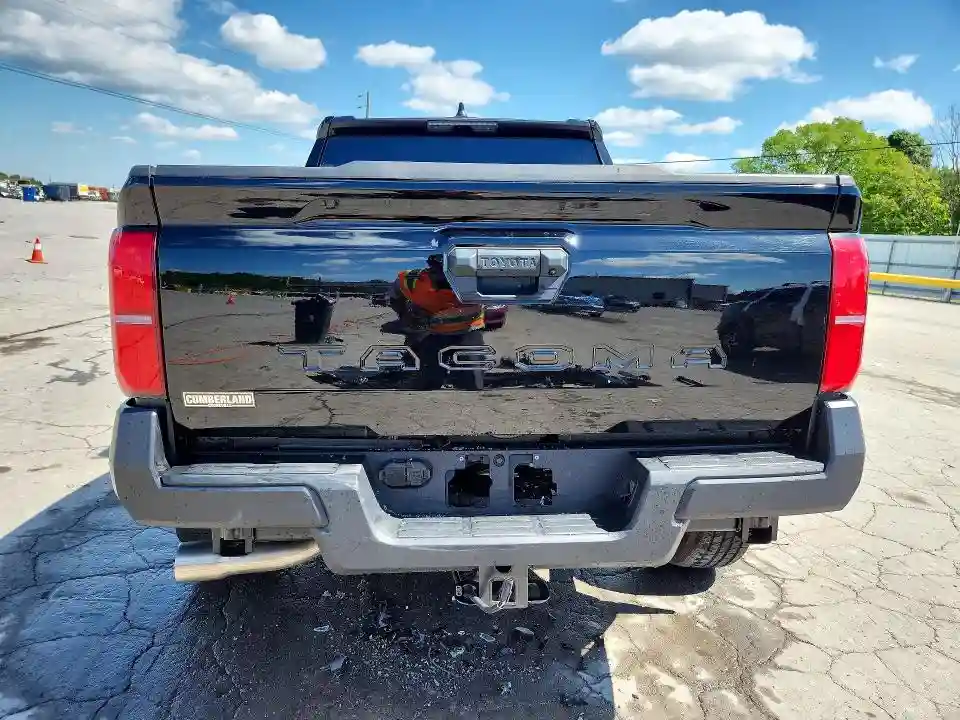 3TYKD5HN0ST018254 2025 TOYOTA TACOMA-5