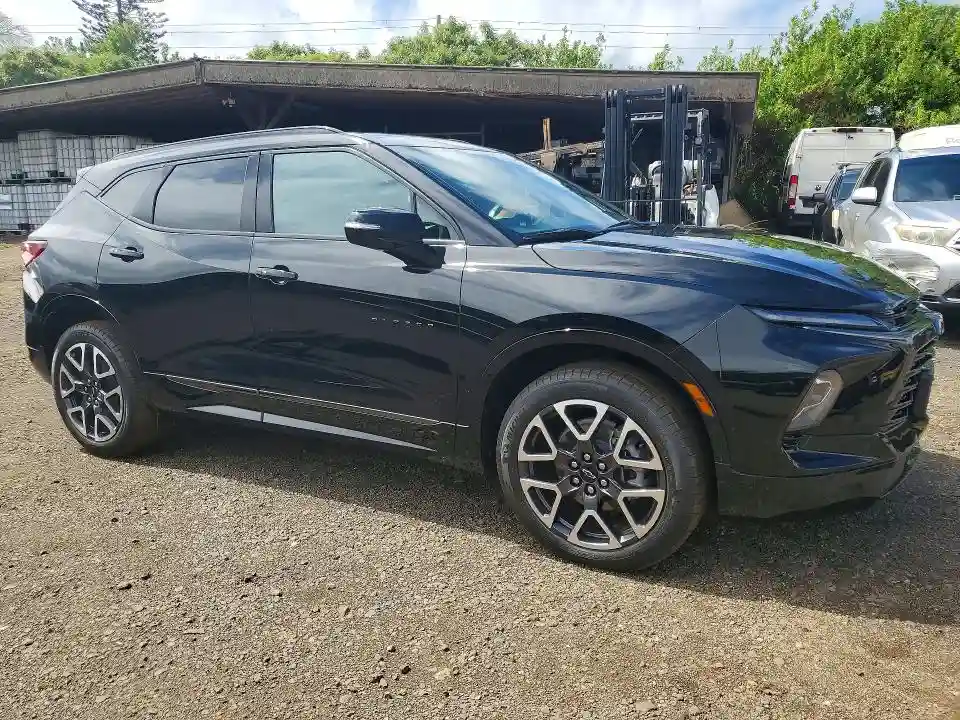 3GNKBERS4RS175613 2024 CHEVROLET BLAZER-3
