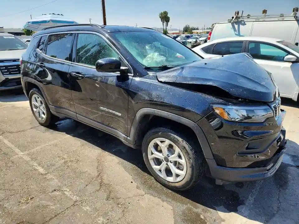3C4NJDBN6ST594795 2025 JEEP COMPASS-3