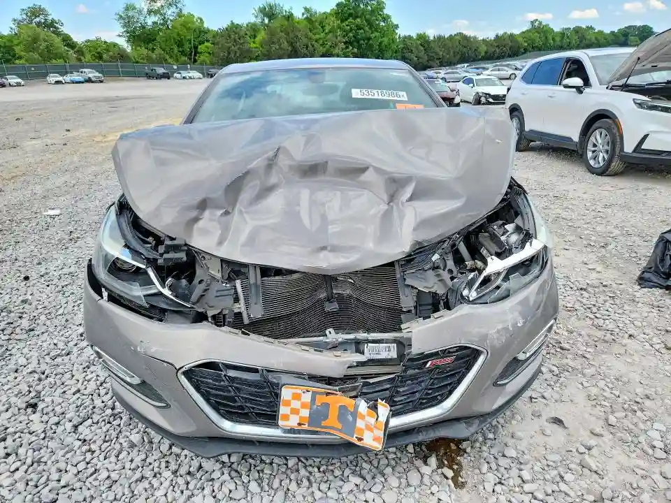 1G1BE5SM2J7159711 2018 CHEVROLET CRUZE-4