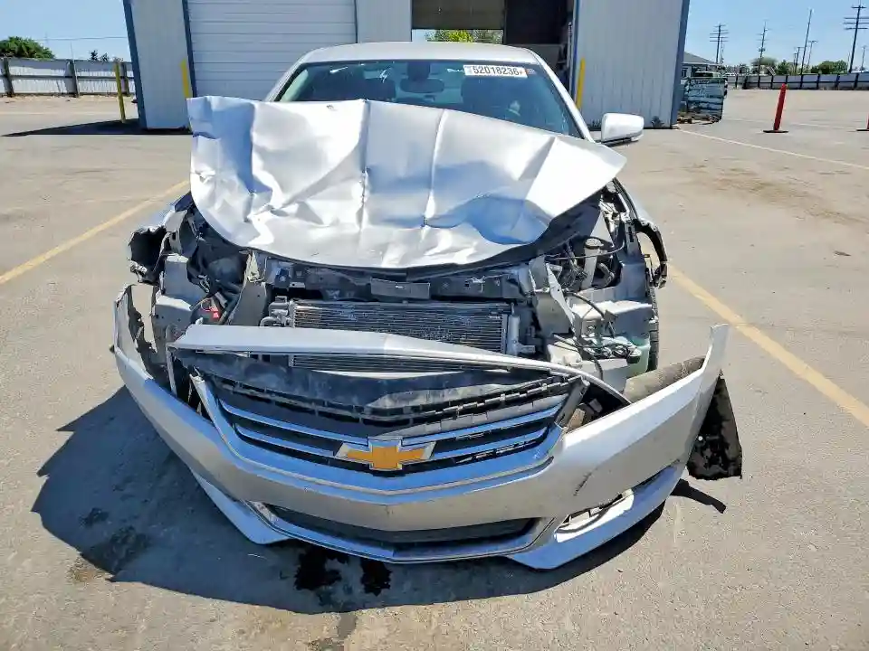 1G1105SA2HU184863 2017 CHEVROLET IMPALA-4