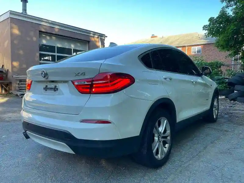 5UXXW3C52G0R20288 2016 BMW X4-3