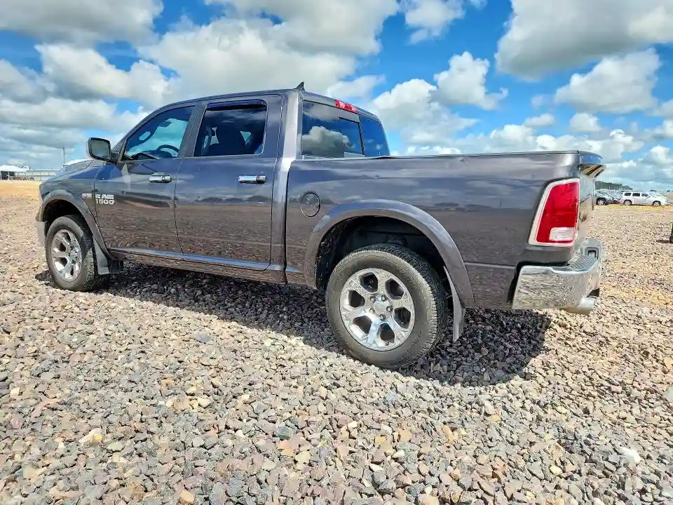 1C6RR7NT4HS761677 2017 RAM 1500-1
