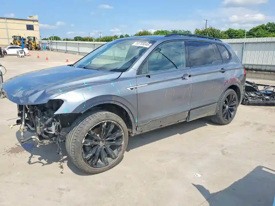 3VV3B7AX2MM117675 2021 VOLKSWAGEN TIGUAN-0