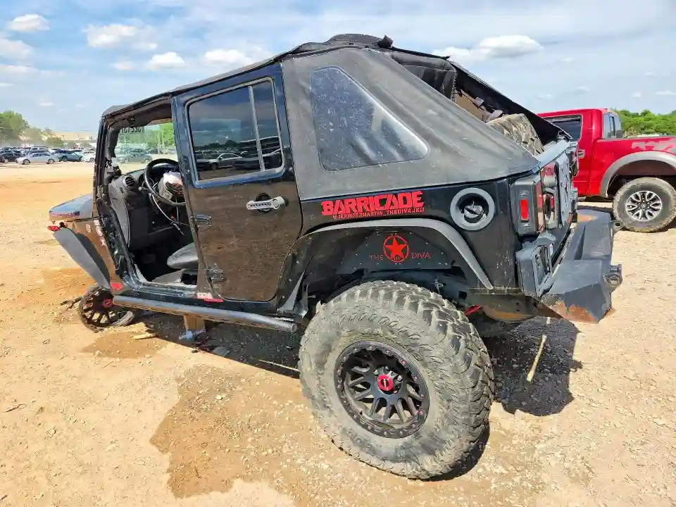 1C4BJWDGXJL931704 2018 JEEP WRANGLER-1