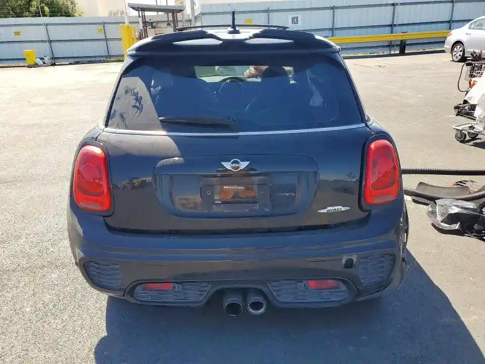 WMWXM9C3XH2G49365 2017 MINI COOPER-5