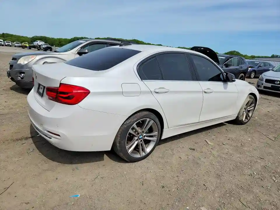 WBA8D9C3XHA011155 2017 BMW 3 SERIES-2