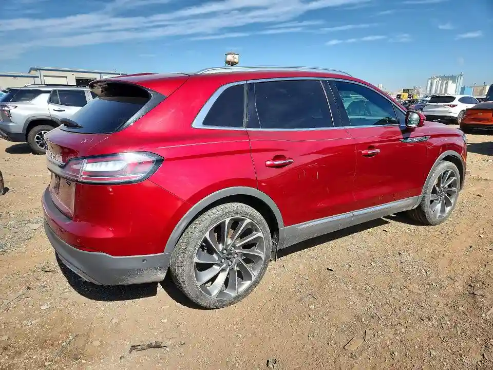 2LMPJ6L91KBL23239 2019 LINCOLN NAUTILUS-2