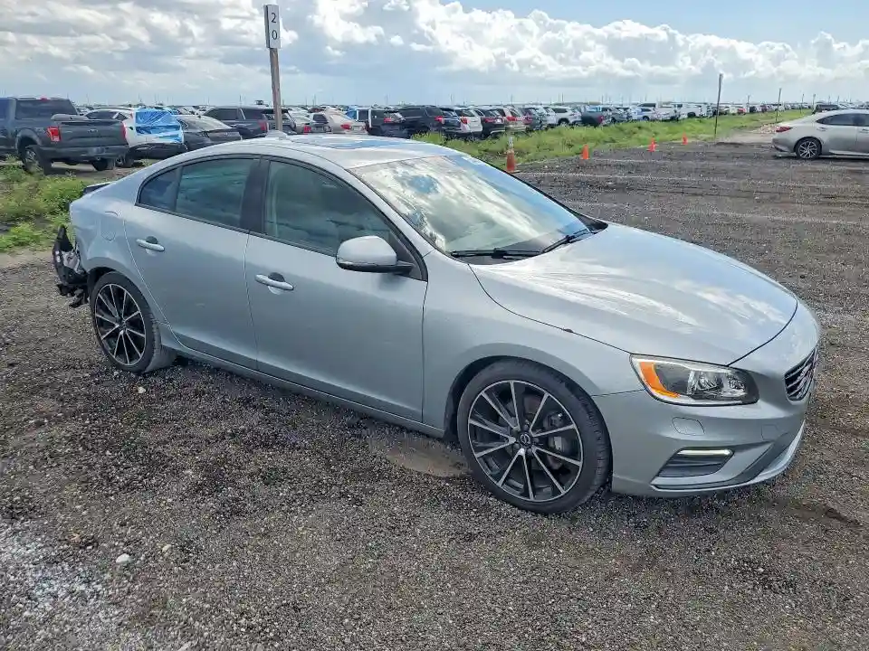 YV140MTL2H2431786 2017 VOLVO S60-3