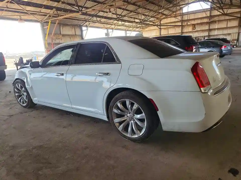 2C3CCAEG4KH609594 2019 CHRYSLER 300-1