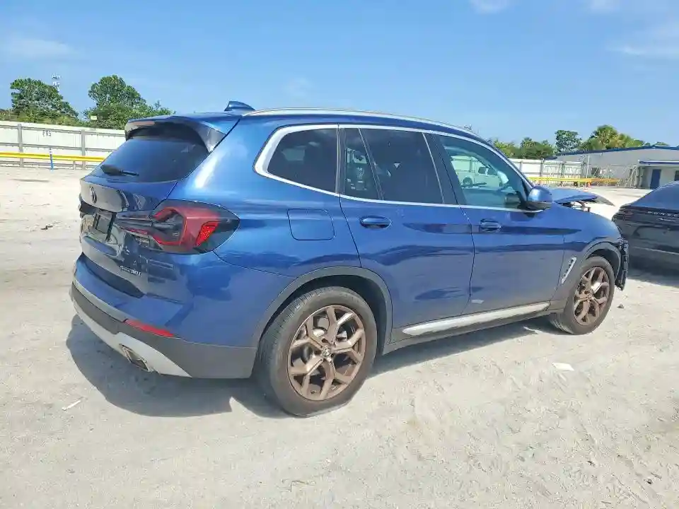 5UX43DP05R9U50157 2024 BMW X3-2