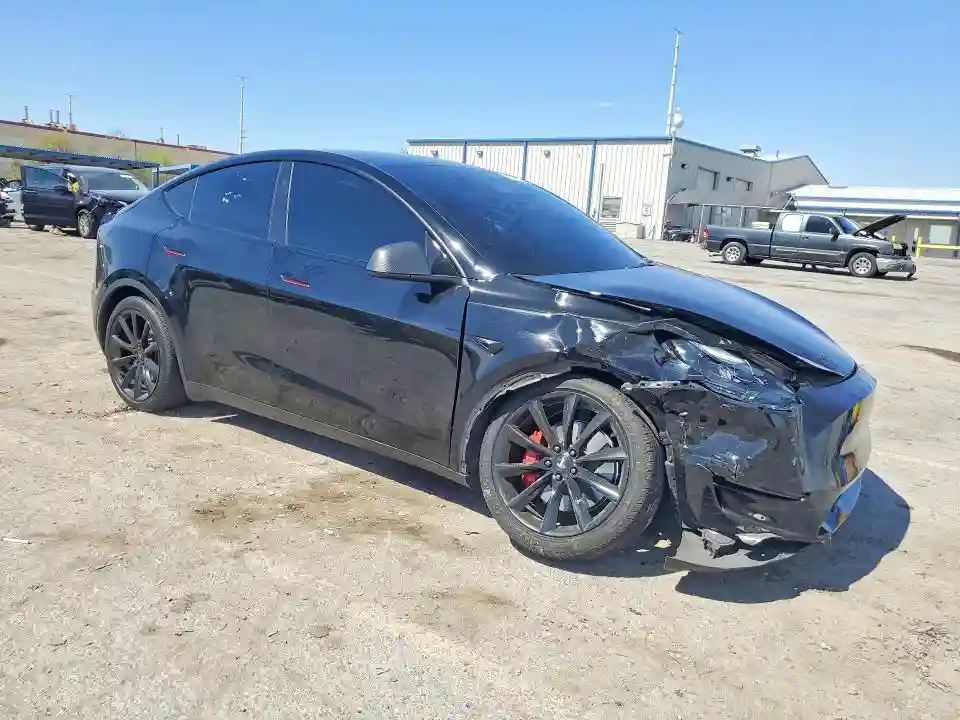 7SAYGAEE3RF991107 2024 TESLA MODEL Y-3
