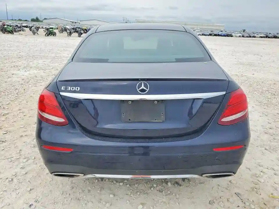 WDDZF4JB1JA392050 2018 MERCEDES-BENZ E-CLASS-5
