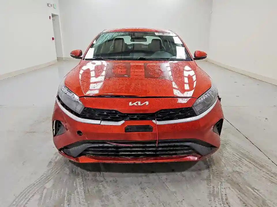 3KPF24AD0NE495585 2022 KIA FORTE-4