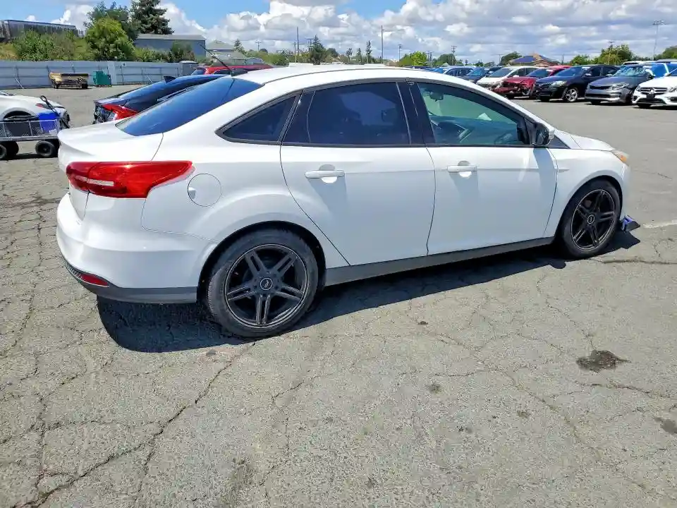 1FADP3F28FL263664 2015 FORD FOCUS-2