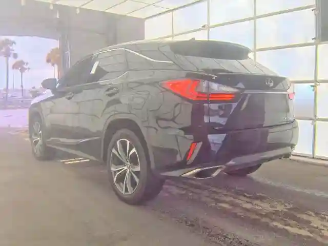 2T2ZZMCA9JC095914 2018 LEXUS RX350-2