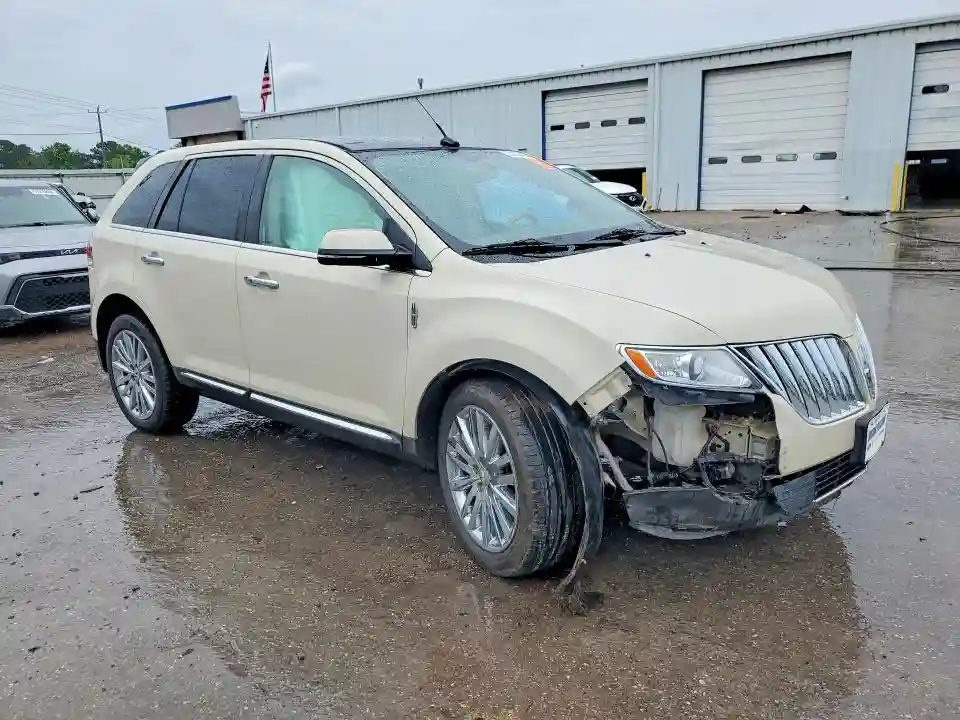 2LMDJ6JK9FBL30857 2015 LINCOLN MKX-3