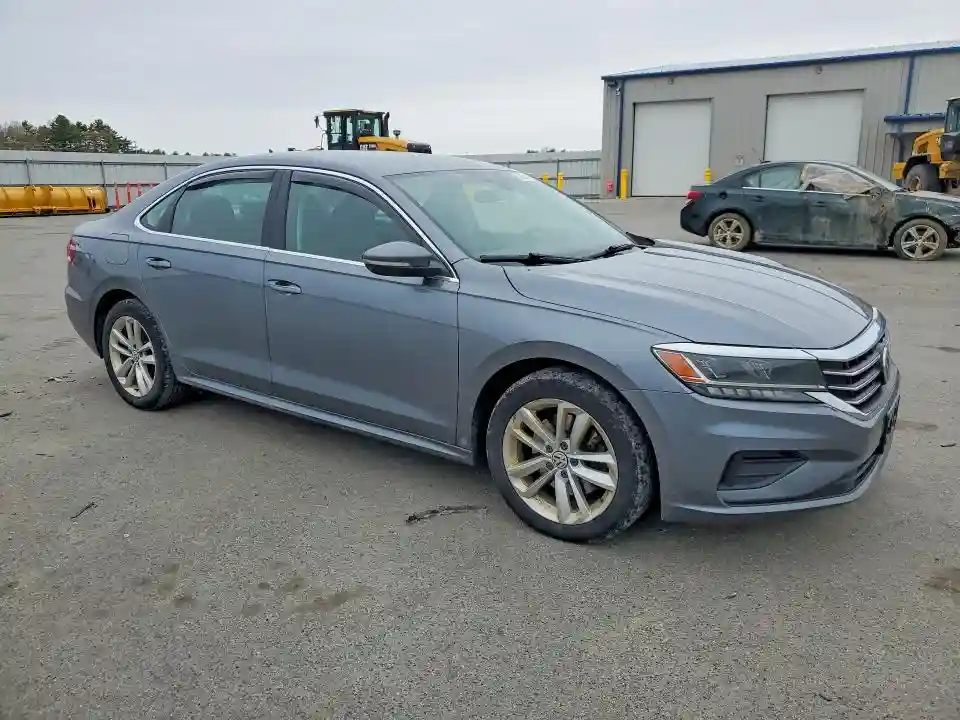1VWSA7A38LC020388 2020 VOLKSWAGEN PASSAT-3