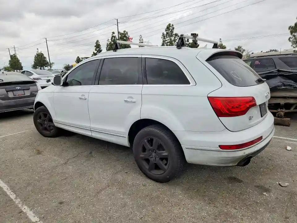 WA1CGAFE1FD010730 2015 AUDI Q7-1
