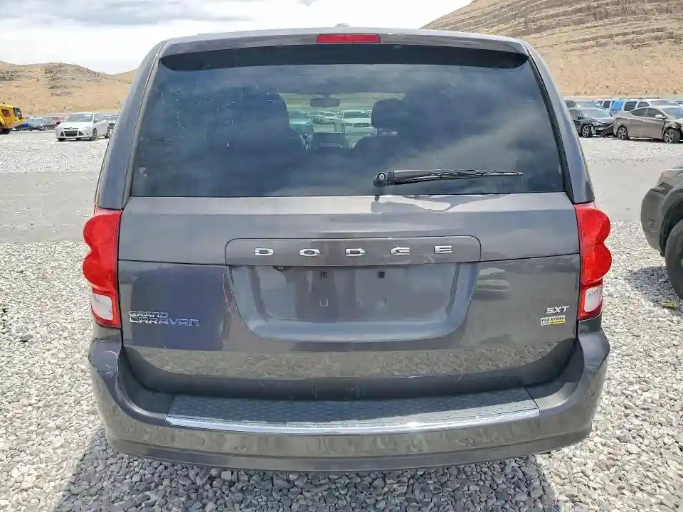 2C4RDGCGXJR208942 2018 DODGE CARAVAN-5