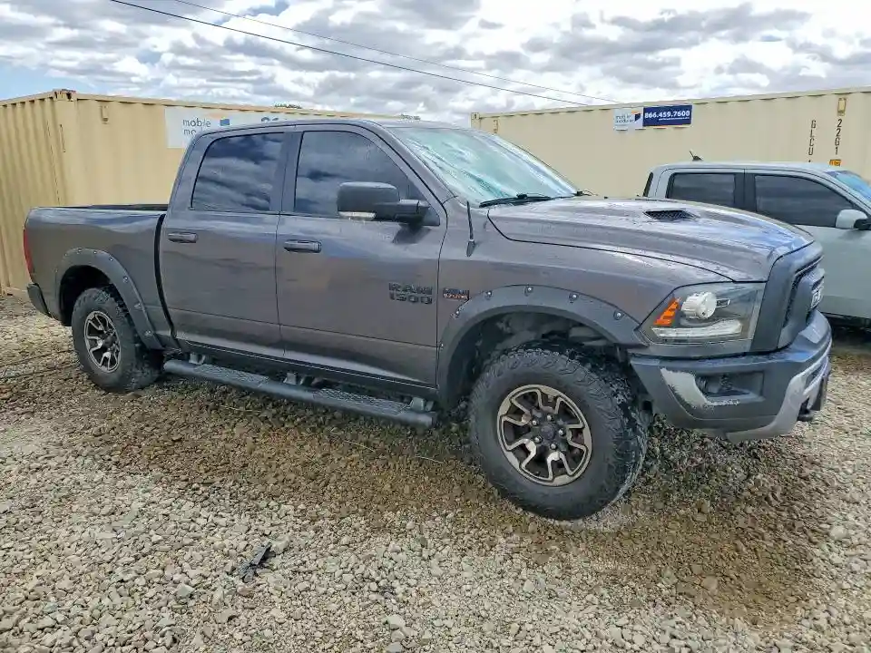 1C6RR7YT6HS538388 2017 RAM 1500-3