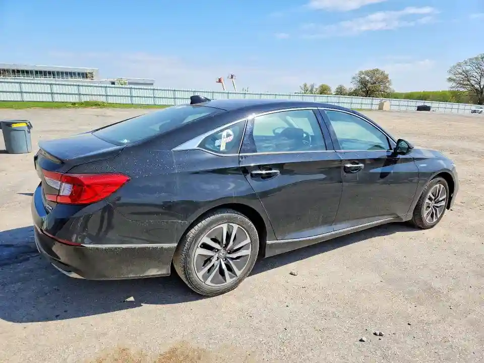 1HGCV3F90LA011263 2020 HONDA ACCORD-2