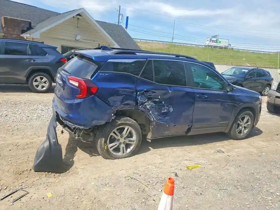 3GKALTEVXNL228345 2022 GMC TERRAIN-2