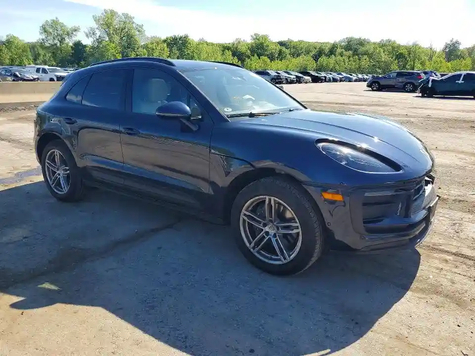 WP1AA2A53NLB01545 2022 PORSCHE MACAN-3