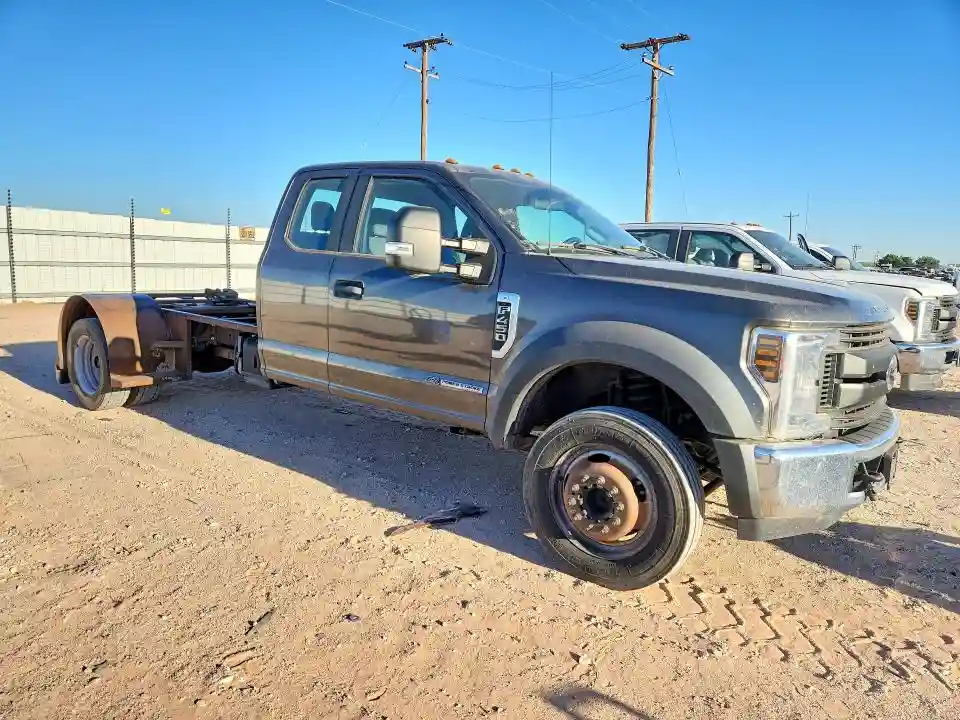 1FD0X4GTXKEE82870 2019 FORD F450-3