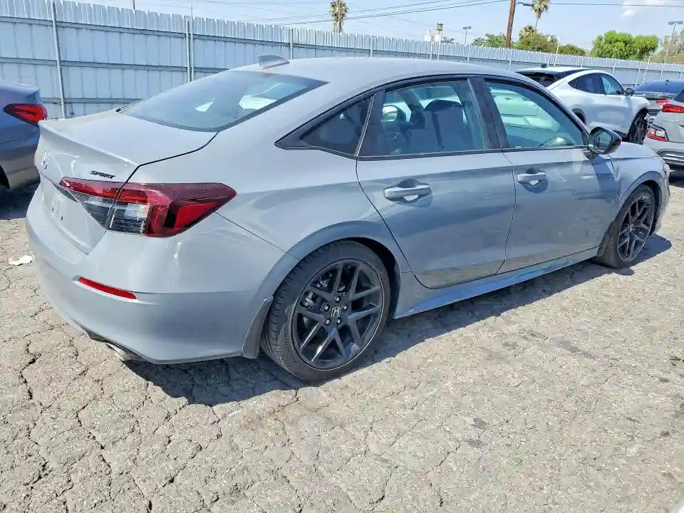 2HGFE2F52TH519286 2026 HONDA CIVIC-2