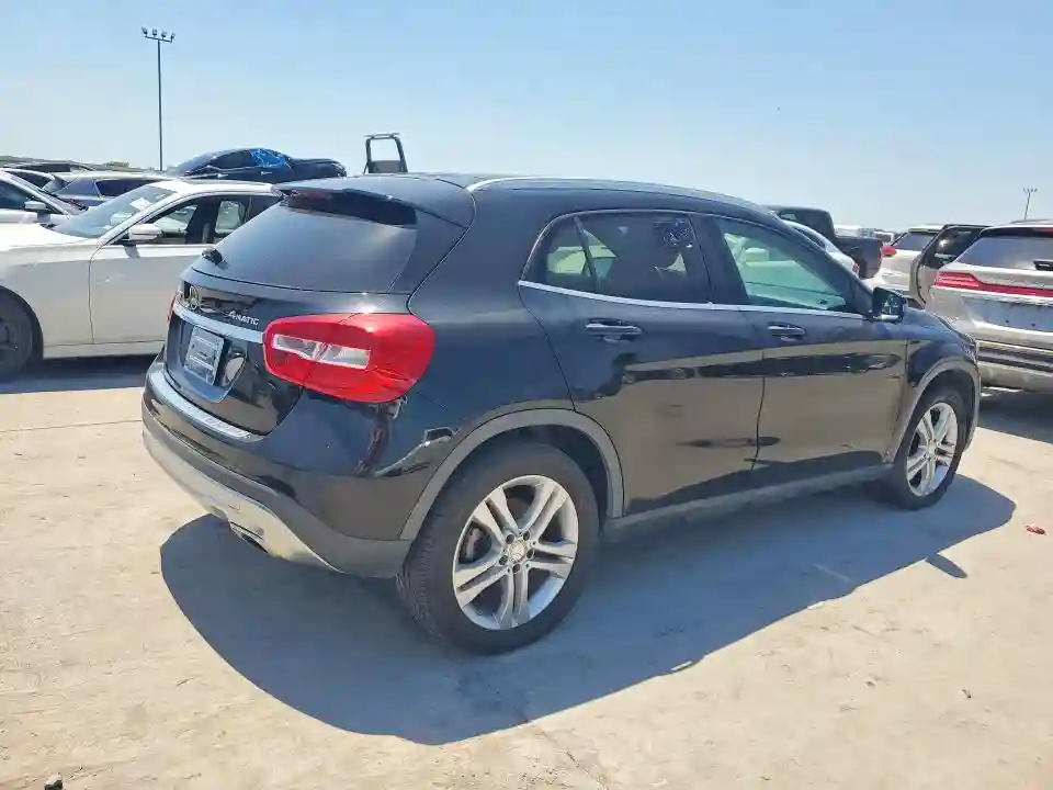 WDCTG4GB8GJ203207 2016 MERCEDES-BENZ GLA-CLASS-2