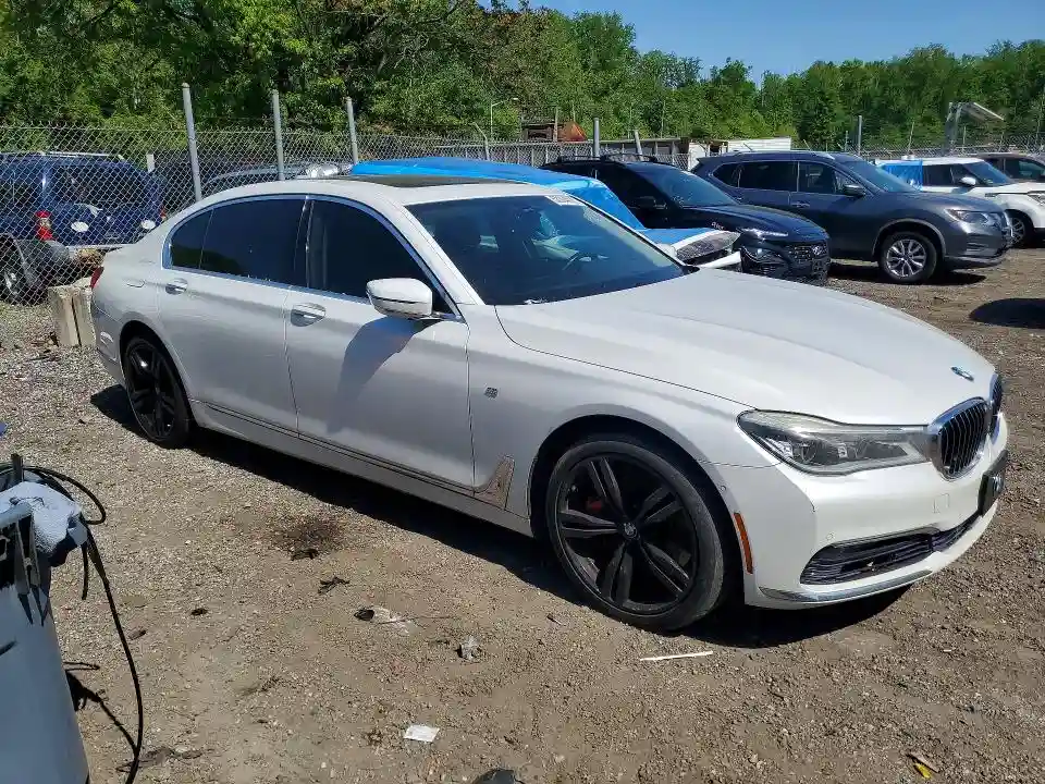 WBA7F2C51GG419358 2016 BMW 7 SERIES-3