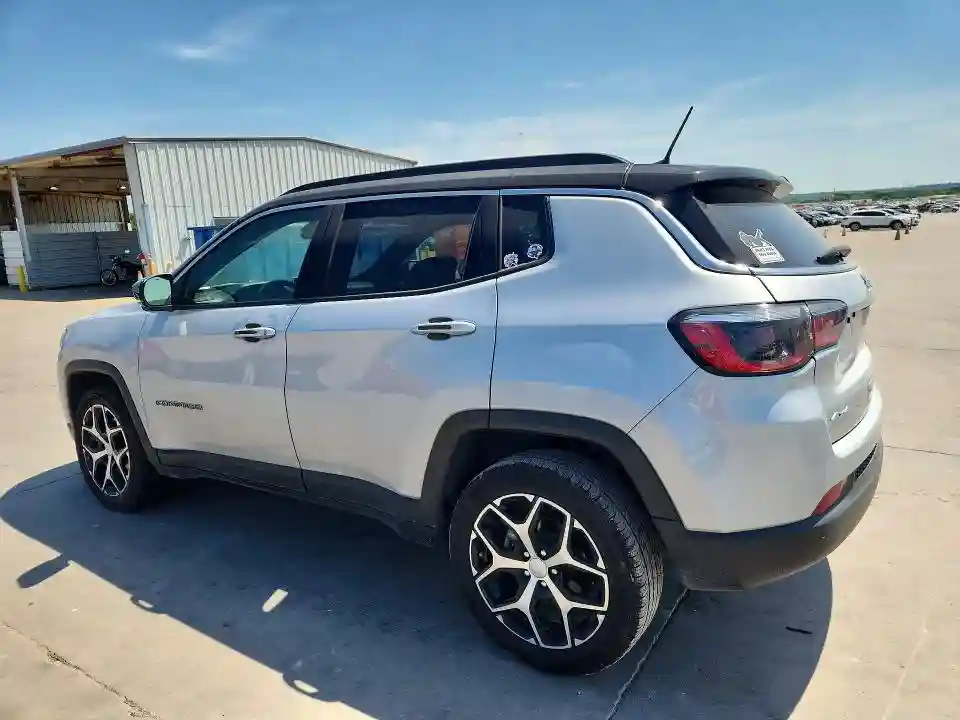 3C4NJDCN3RT111580 2024 JEEP COMPASS-1