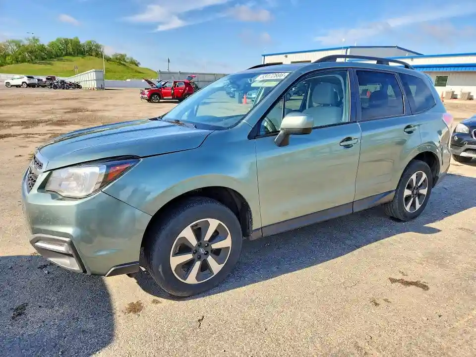 JF2SJAGC1HH587156 2017 SUBARU FORESTER-0