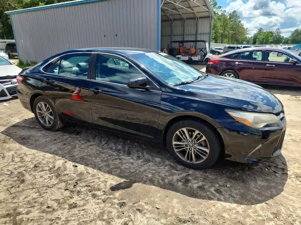 4T1BF1FKXHU444587 2017 TOYOTA CAMRY-3