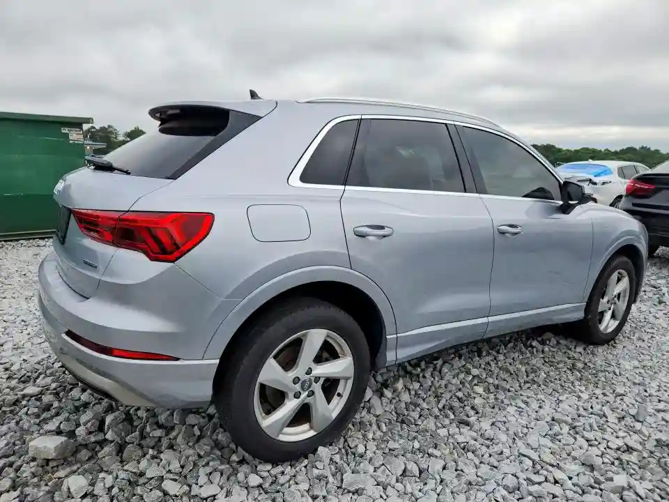 WA1AECF32L1059472 2020 AUDI Q3-2