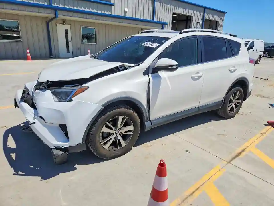 JTMRFREV5JJ718041 2018 TOYOTA RAV4-0