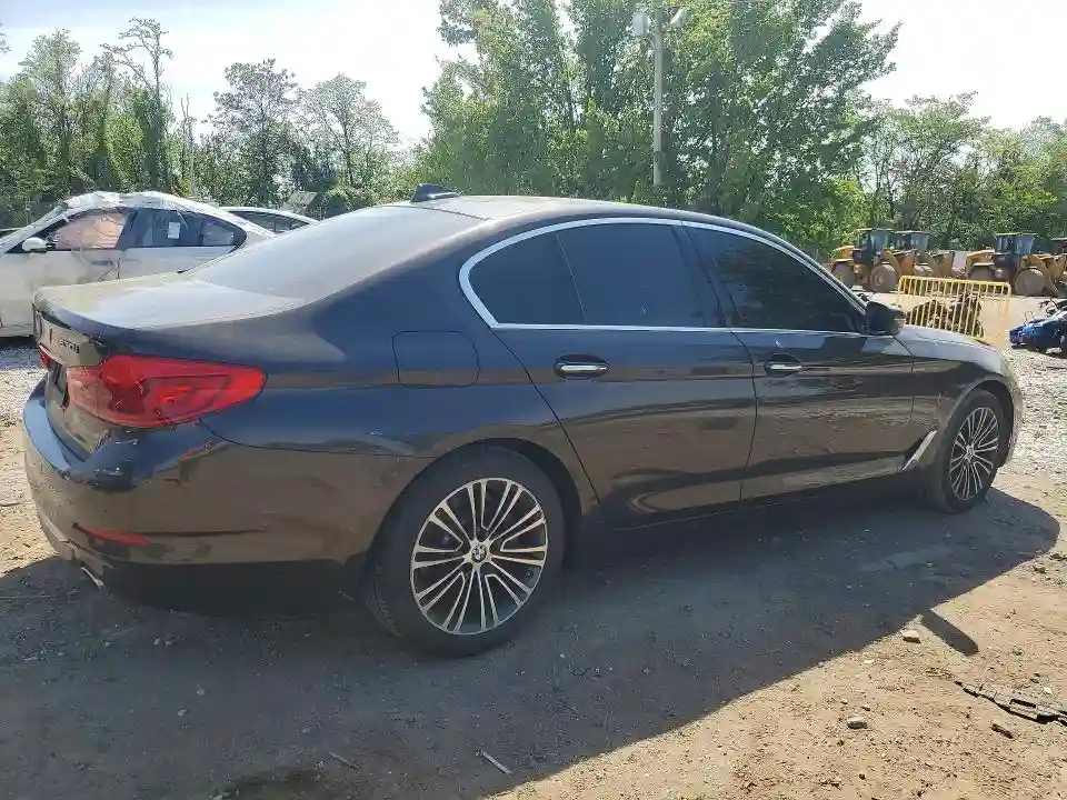 WBAJA7C59JWA71181 2018 BMW 5 SERIES-2