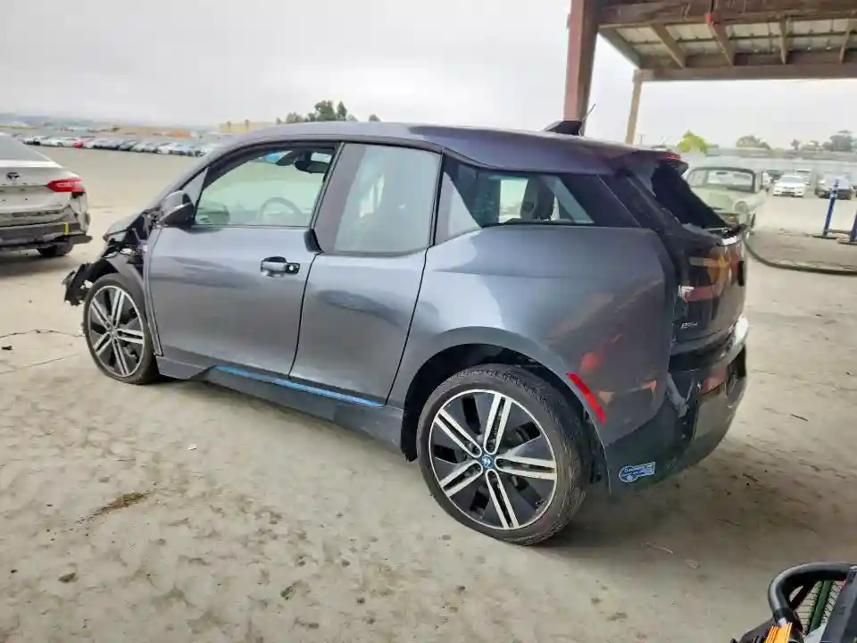WBY1Z6C35H7A39688 2017 BMW I SERIES-1