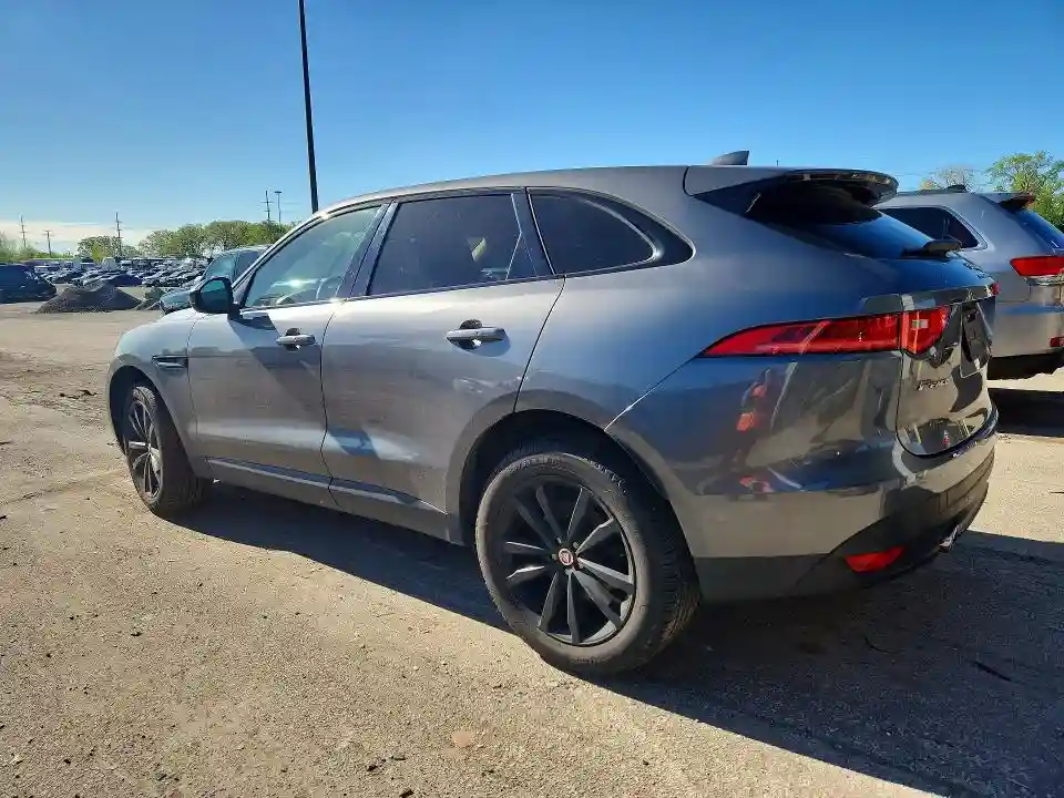 SADCK2BV7HA898246 2017 JAGUAR F-PACE-1
