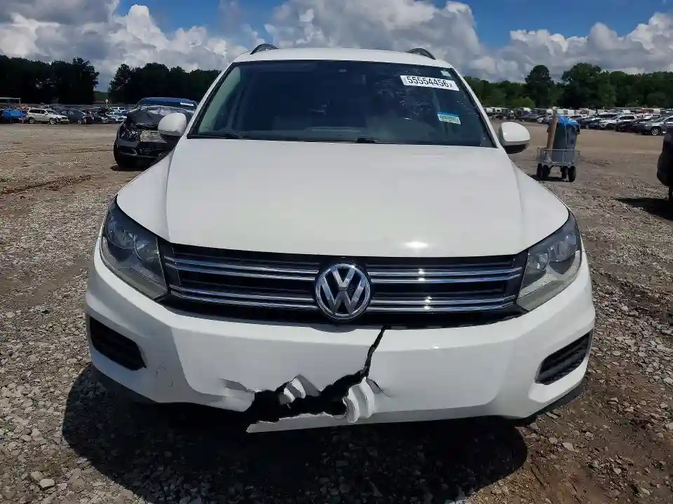 WVGAV7AX4HK001139 2017 VOLKSWAGEN TIGUAN-4