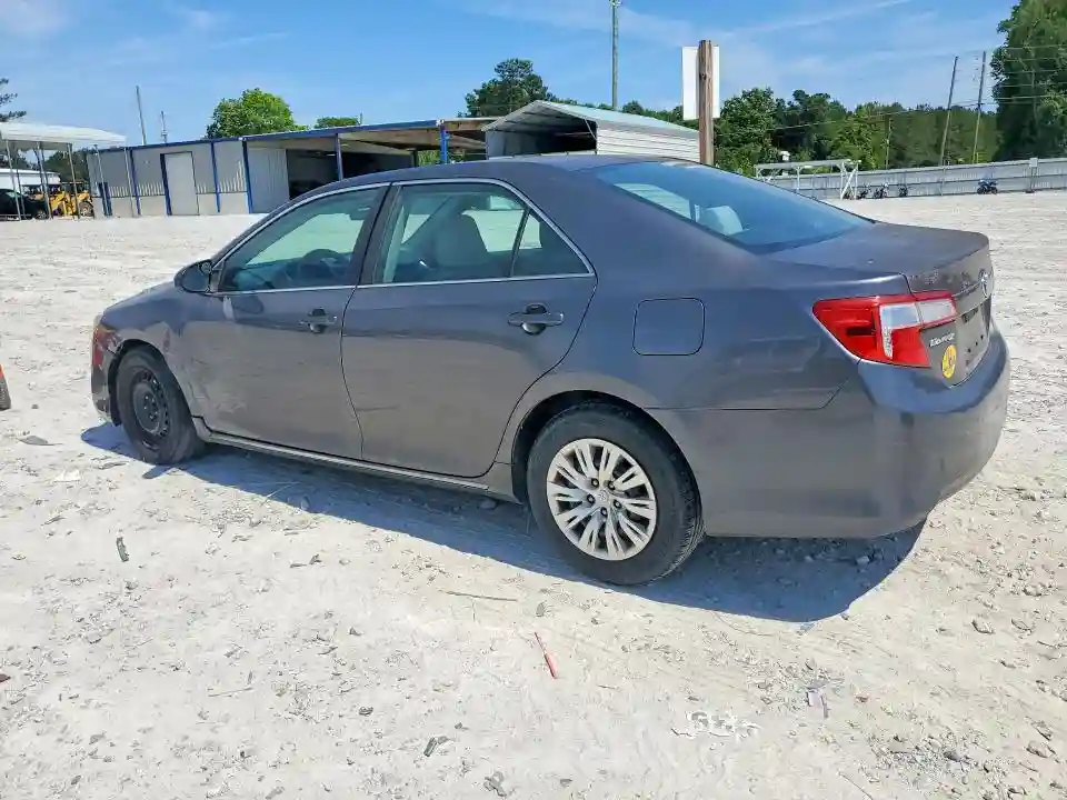 4T1BF1FK7EU756474 2016 TOYOTA CAMRY-1